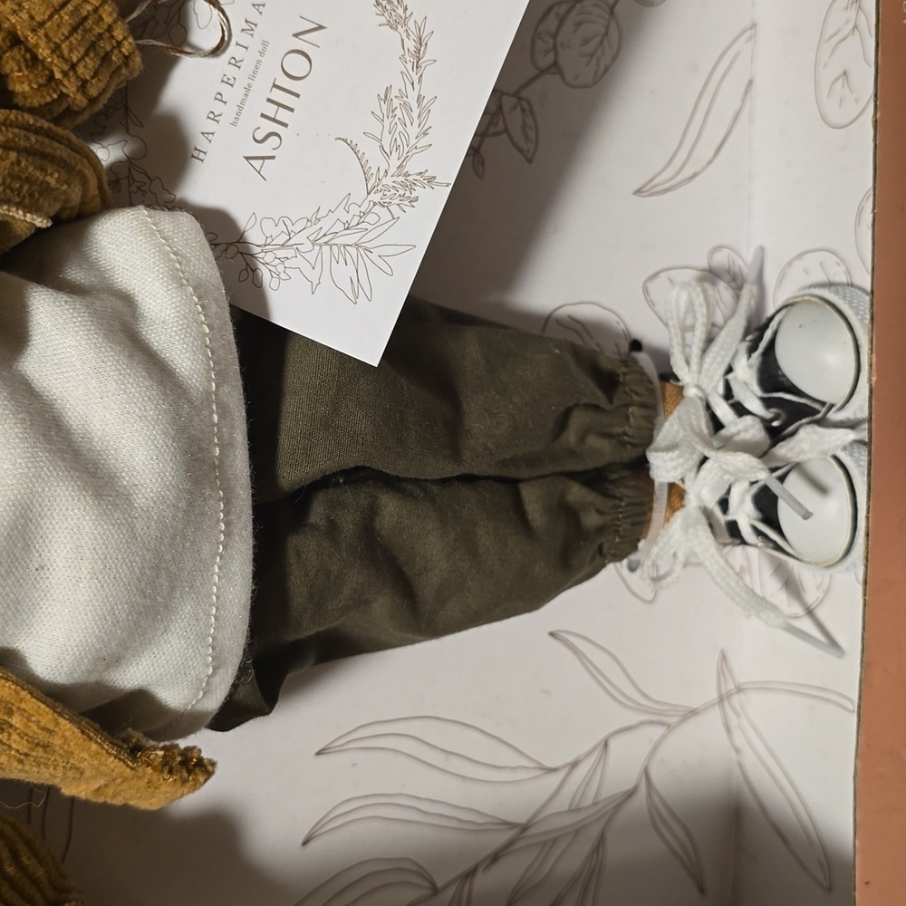 Harperiman Handmade Linen Doll 14" Petite Collection - Picture 4 of 7